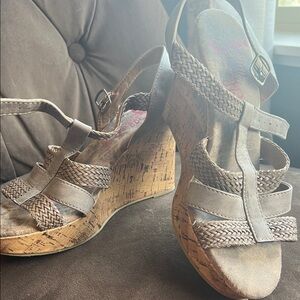 Jellypop Gray and Tan Woven Wedge Sandals